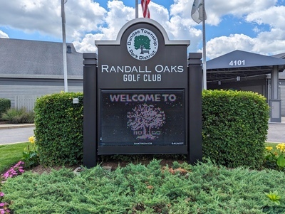 Randall Oaks Golf Club Entrance Sign