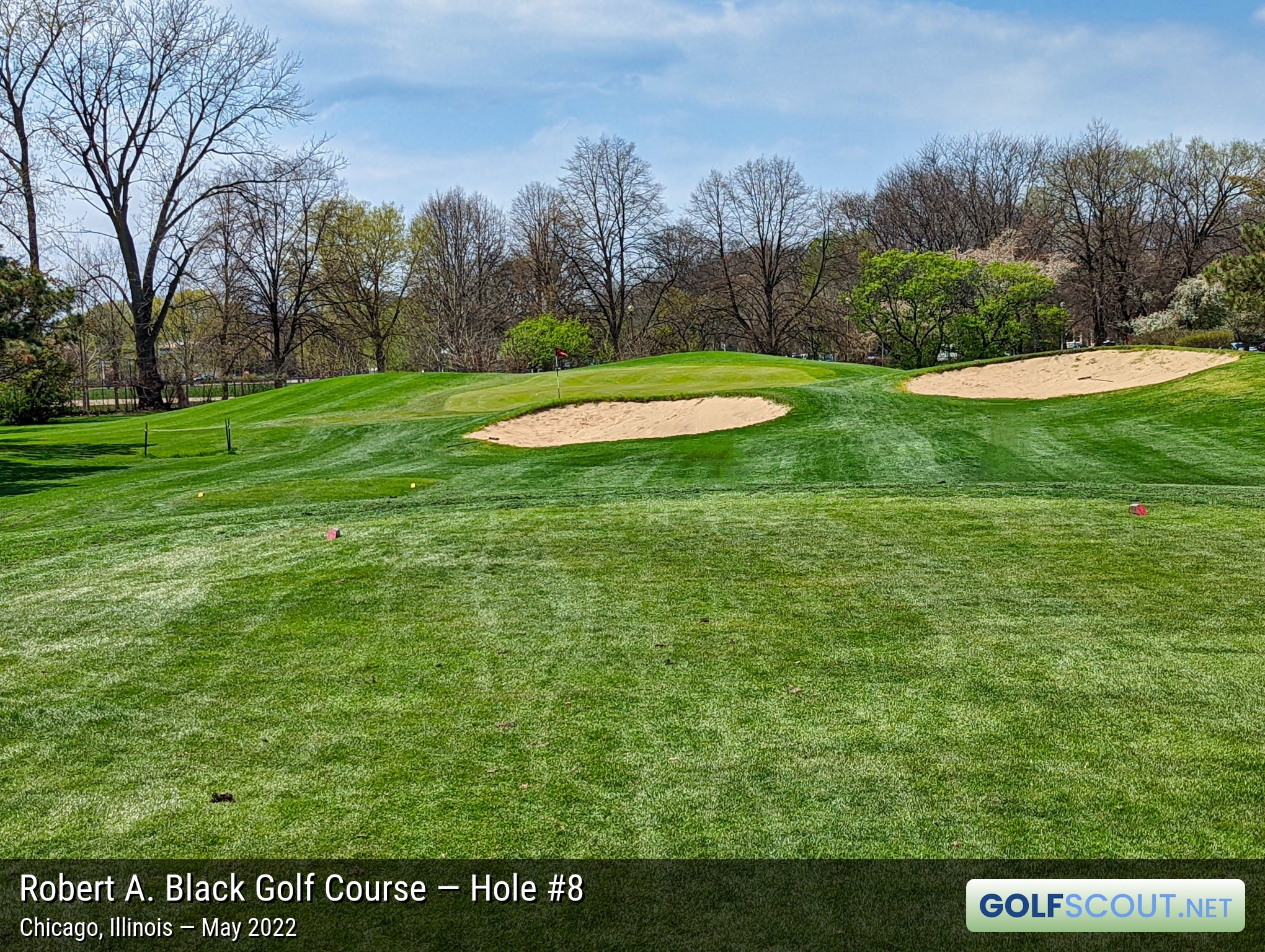 Photo of hole #8 at Robert A. Black Golf Course in Chicago, Illinois. 
