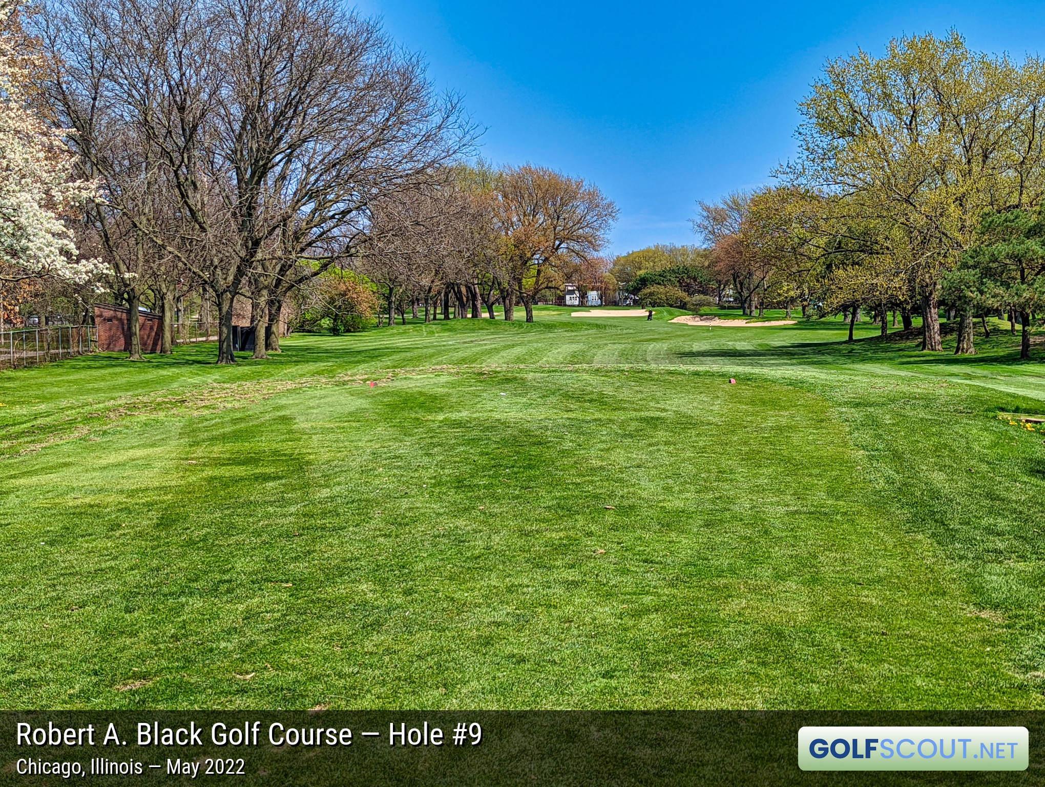 Photo of hole #9 at Robert A. Black Golf Course in Chicago, Illinois. 