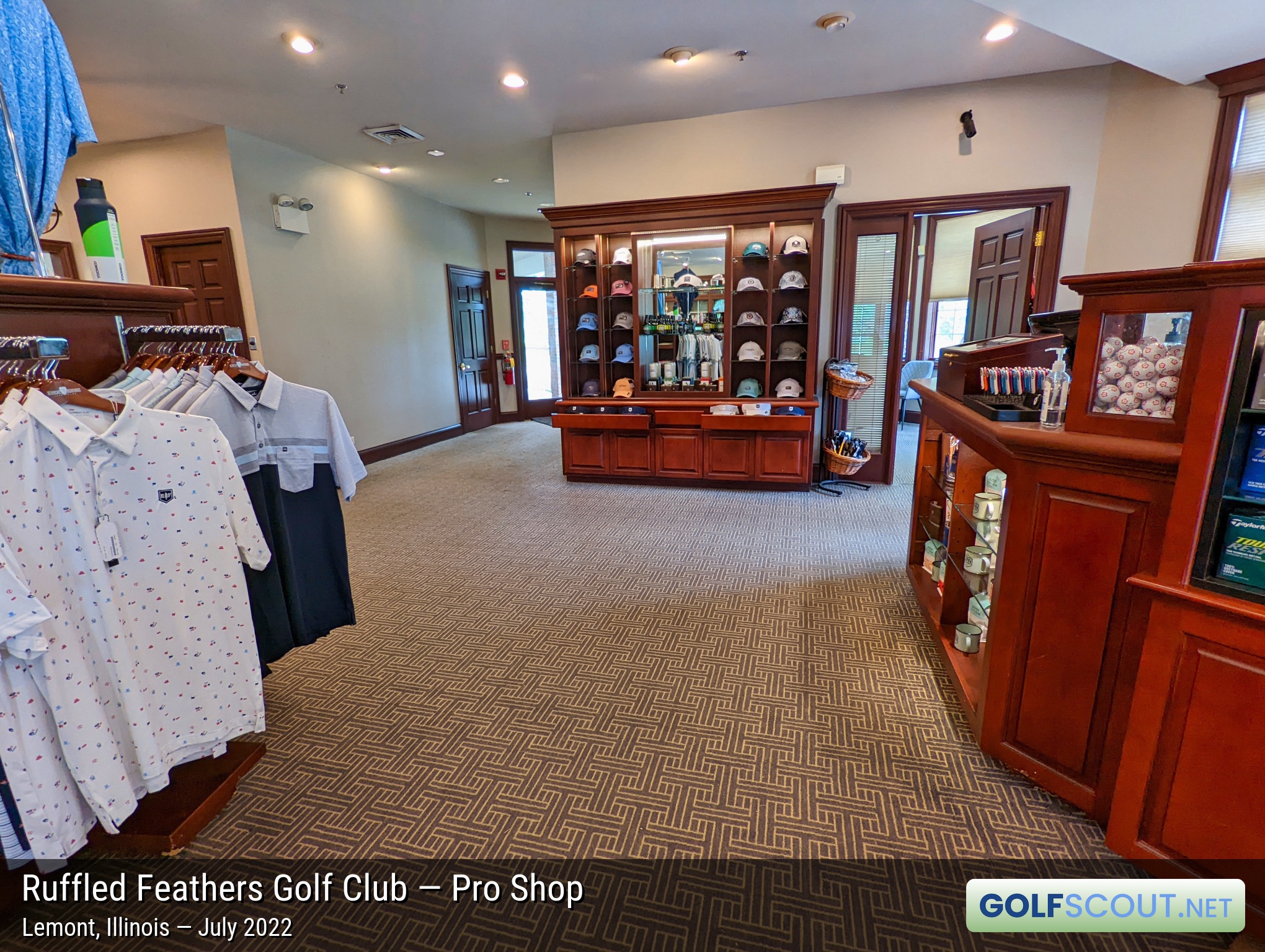 Photo of the pro shop at Ruffled Feathers Golf Club in Lemont, Illinois. 