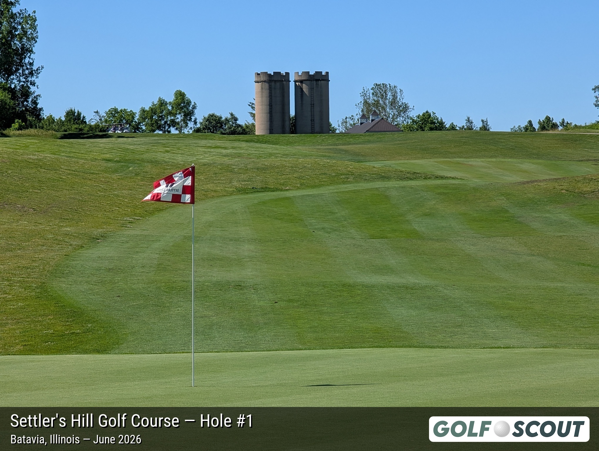Hole 1 at Settler's Hill Golf Course