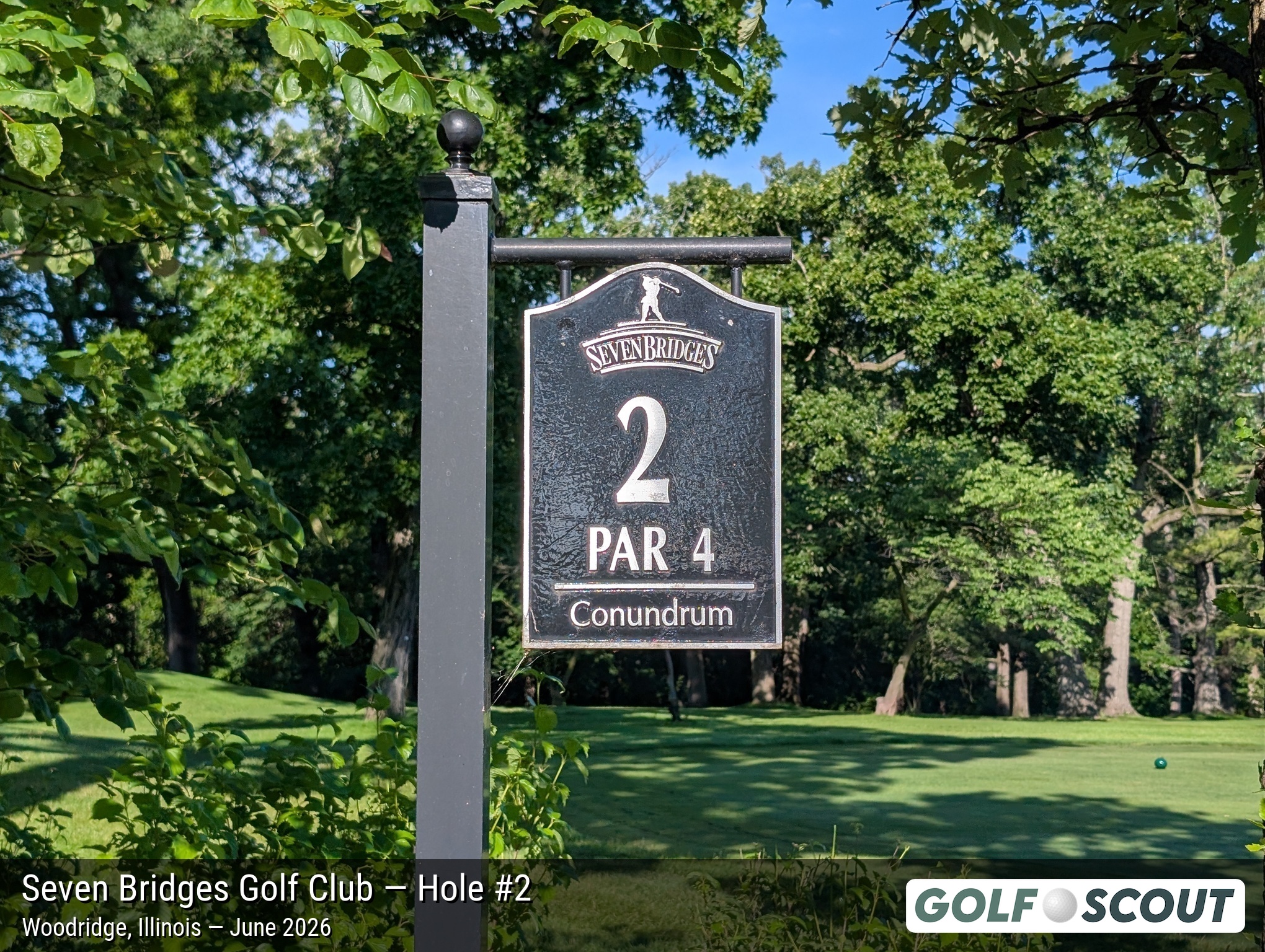 Hole 2 at Seven Bridges Golf Club