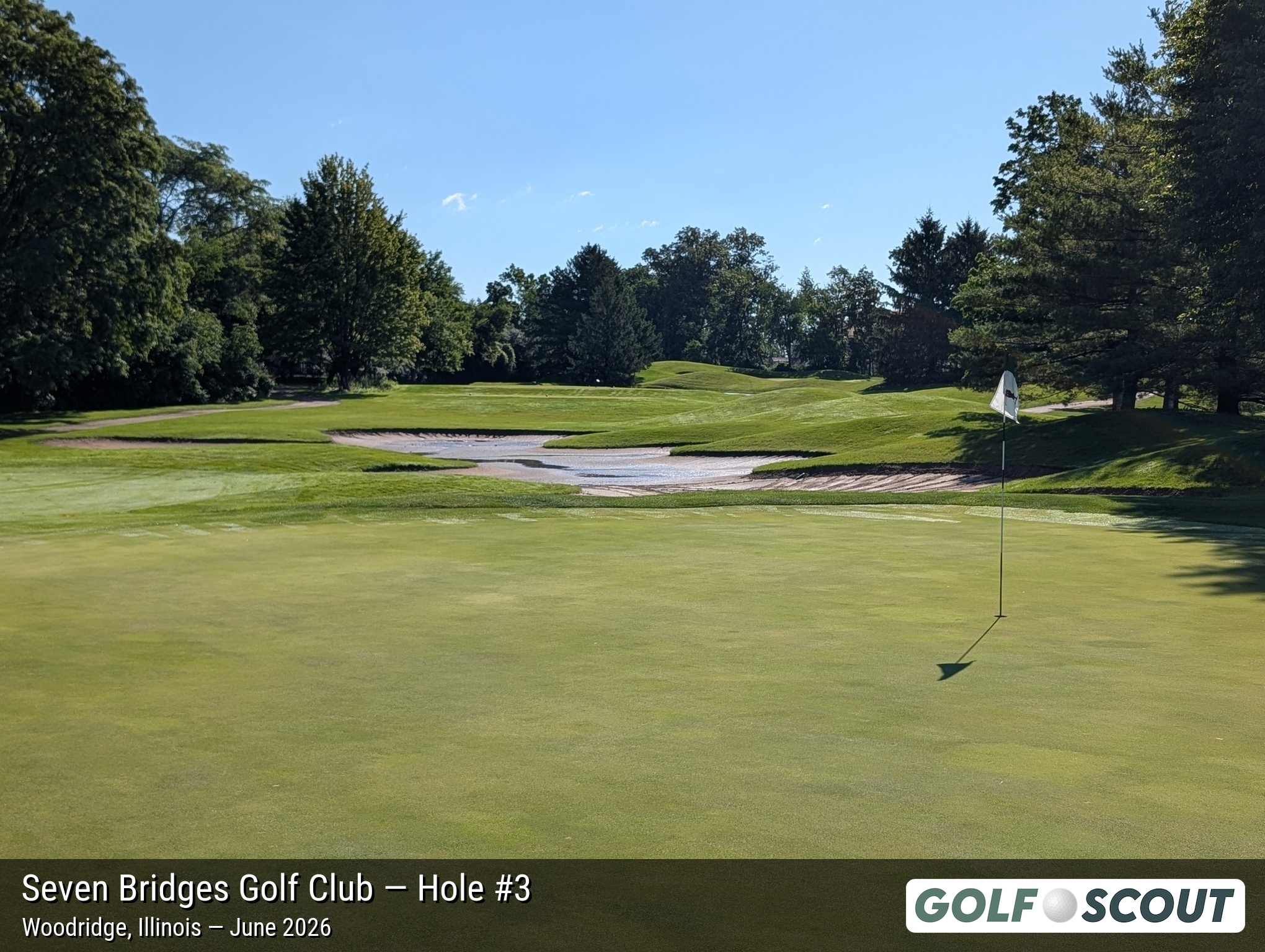 Hole 3 at Seven Bridges Golf Club