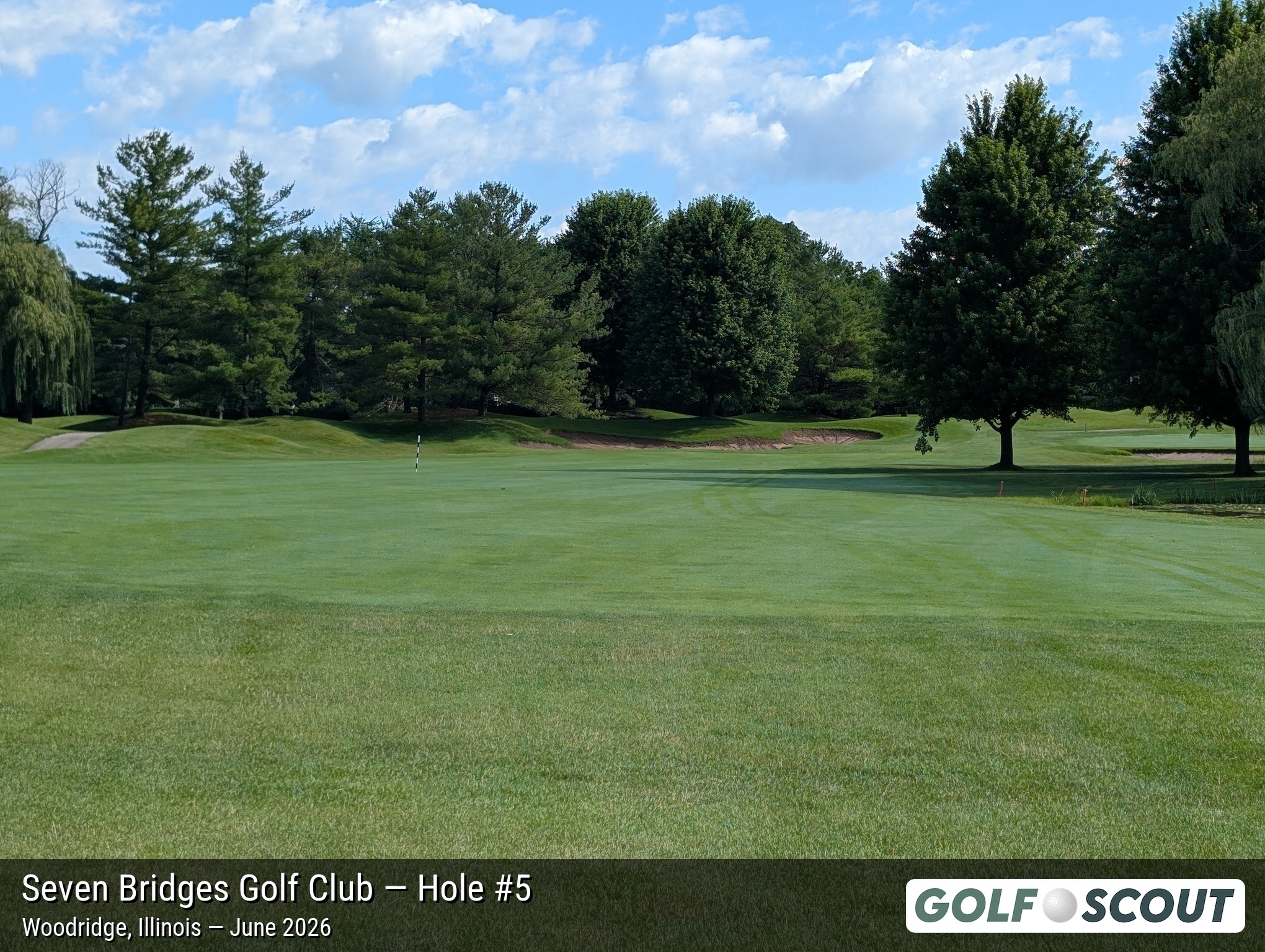 Hole 5 at Seven Bridges Golf Club