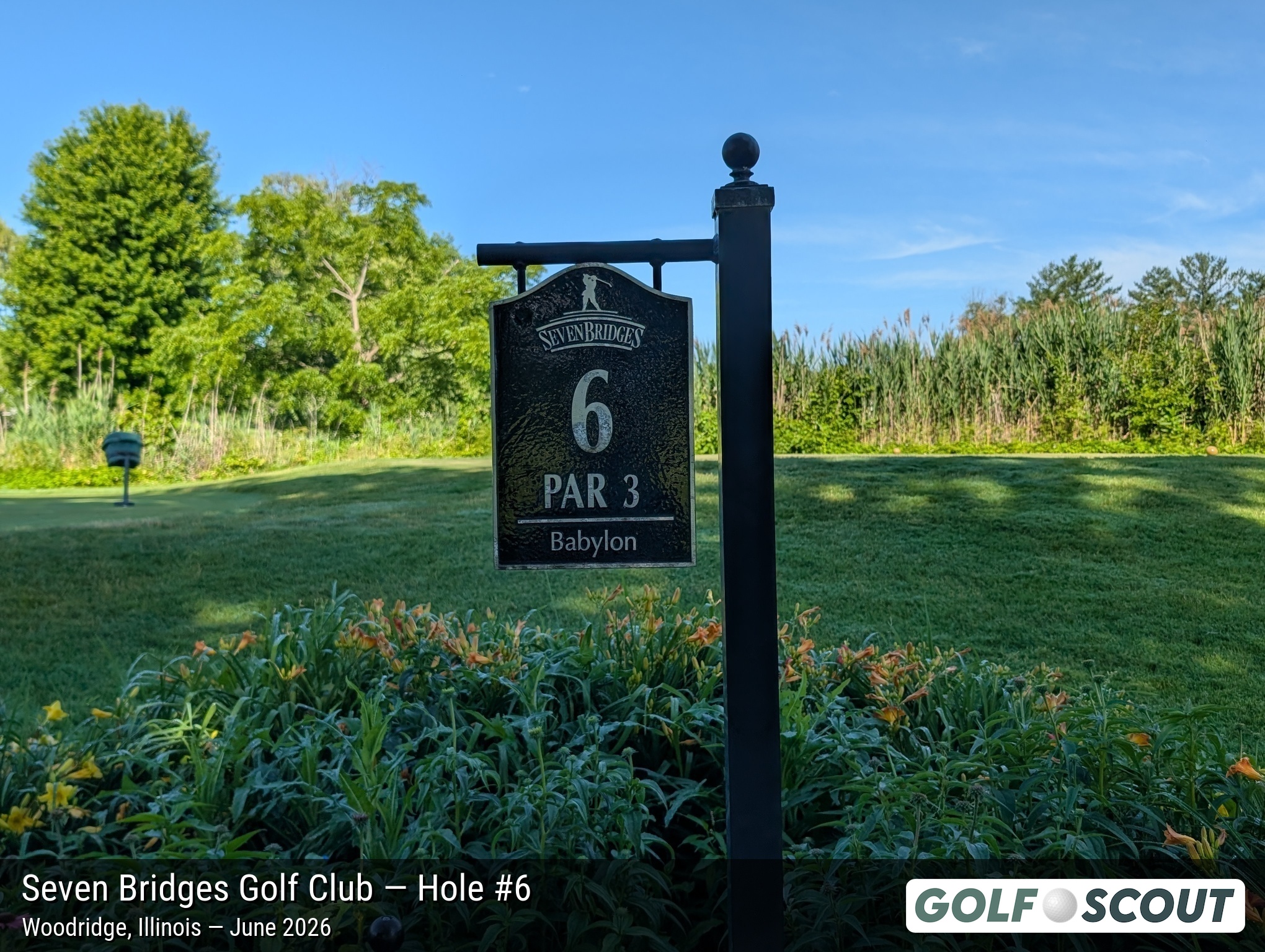 Hole 6 at Seven Bridges Golf Club
