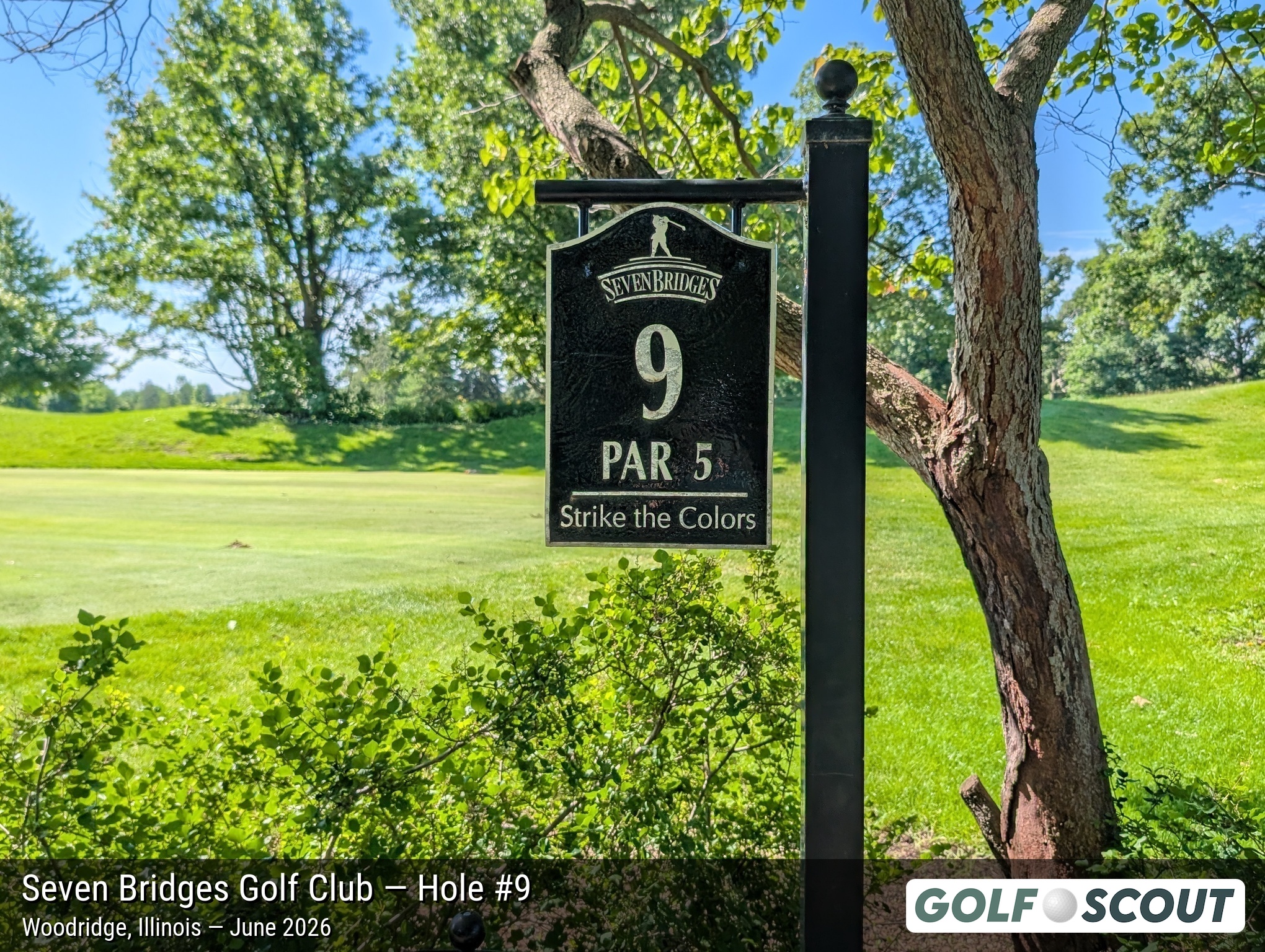 Hole 9 at Seven Bridges Golf Club