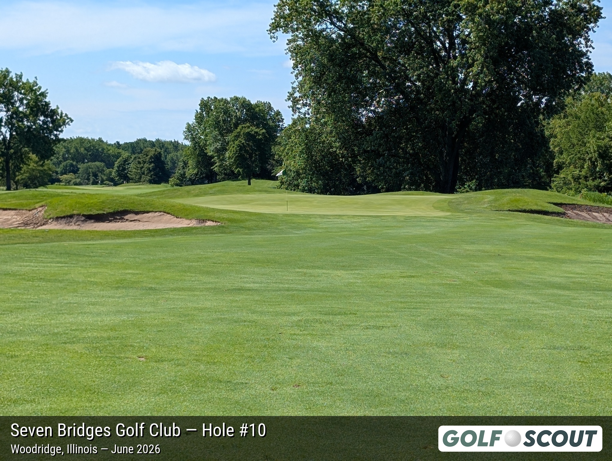 Hole 10 at Seven Bridges Golf Club