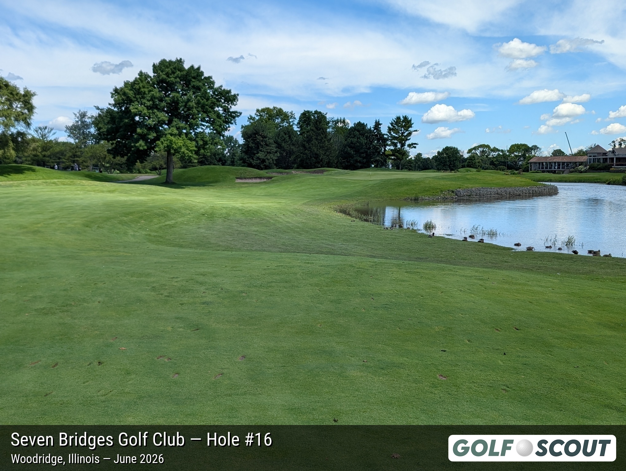 Hole 16 at Seven Bridges Golf Club