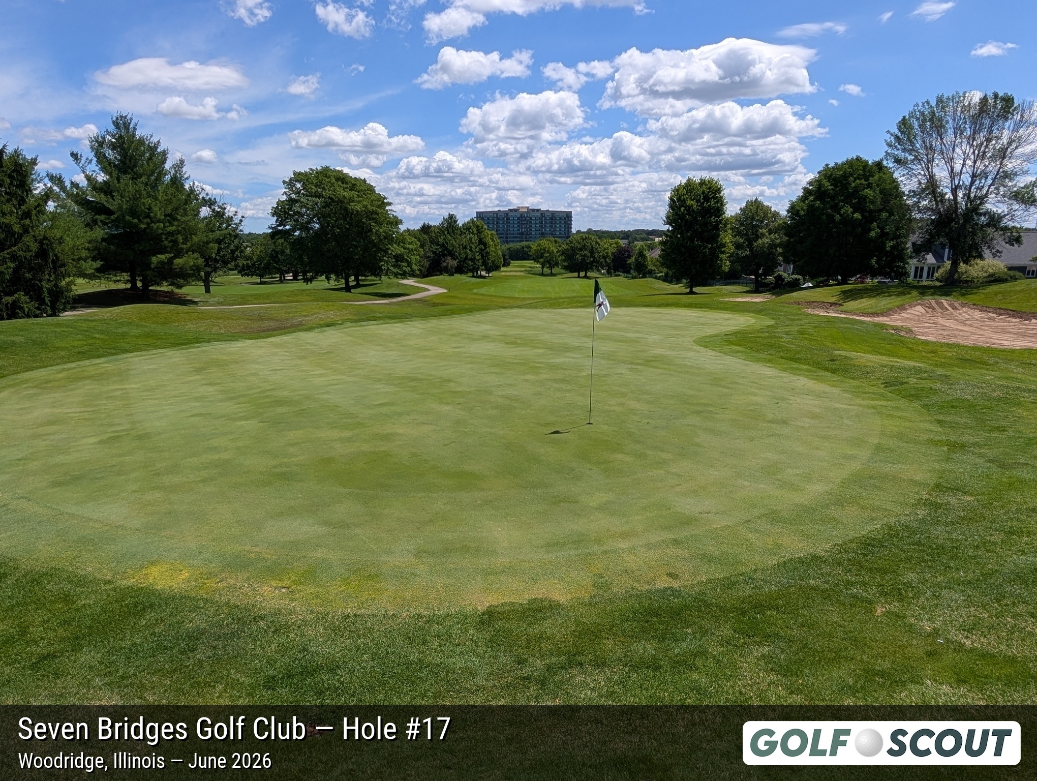 Hole 17 at Seven Bridges Golf Club