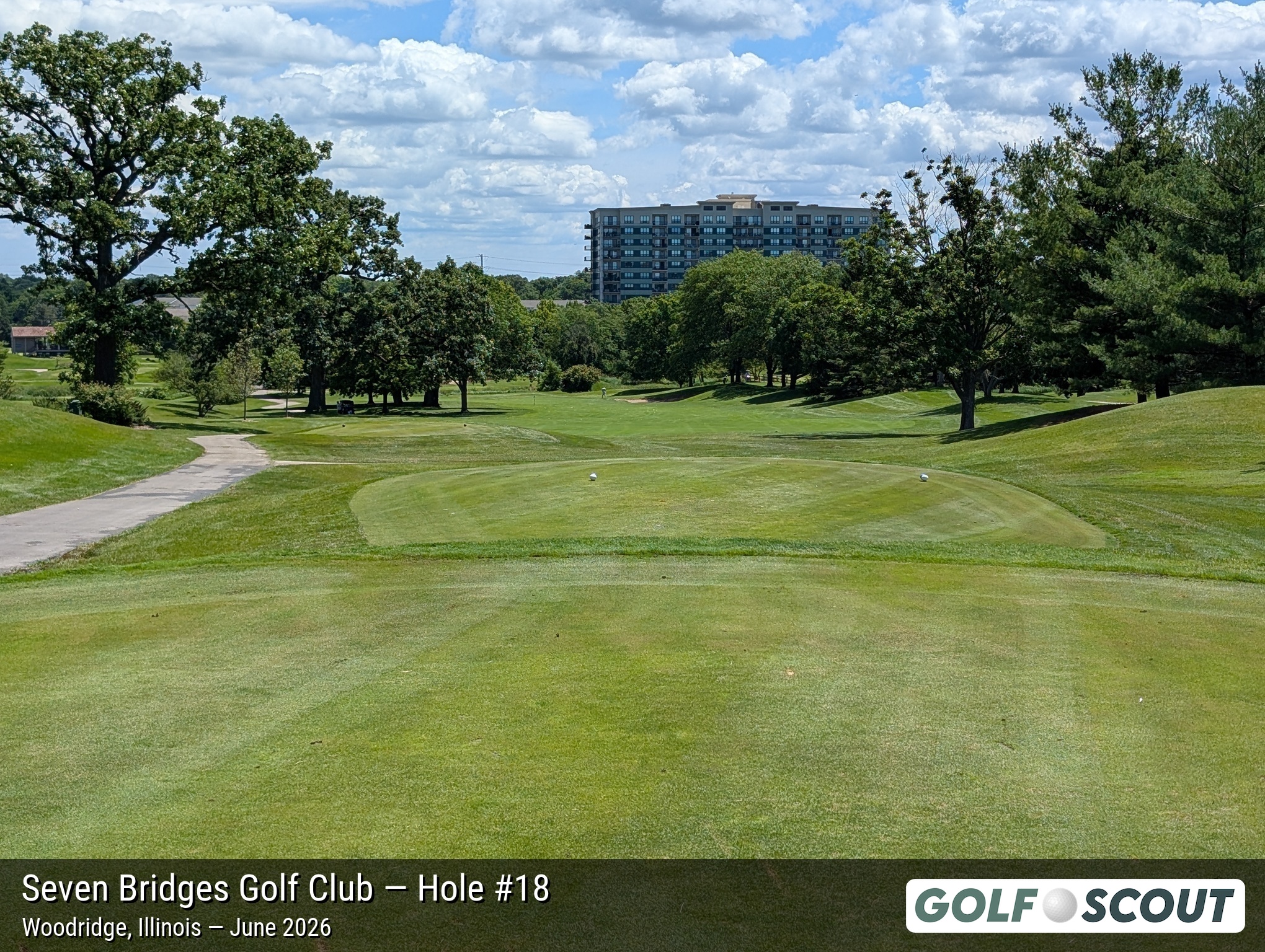 Hole 18 at Seven Bridges Golf Club