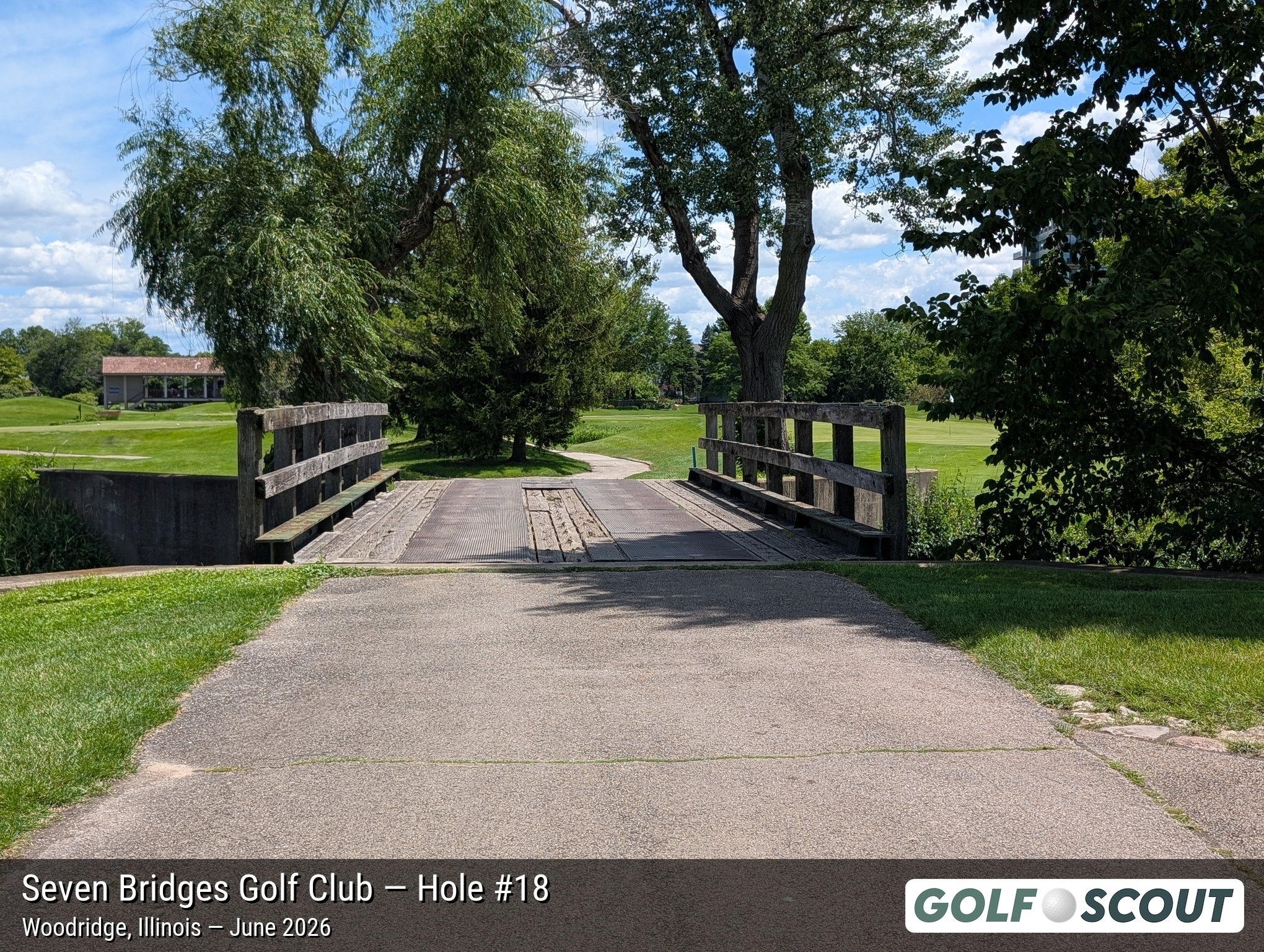Hole 18 at Seven Bridges Golf Club