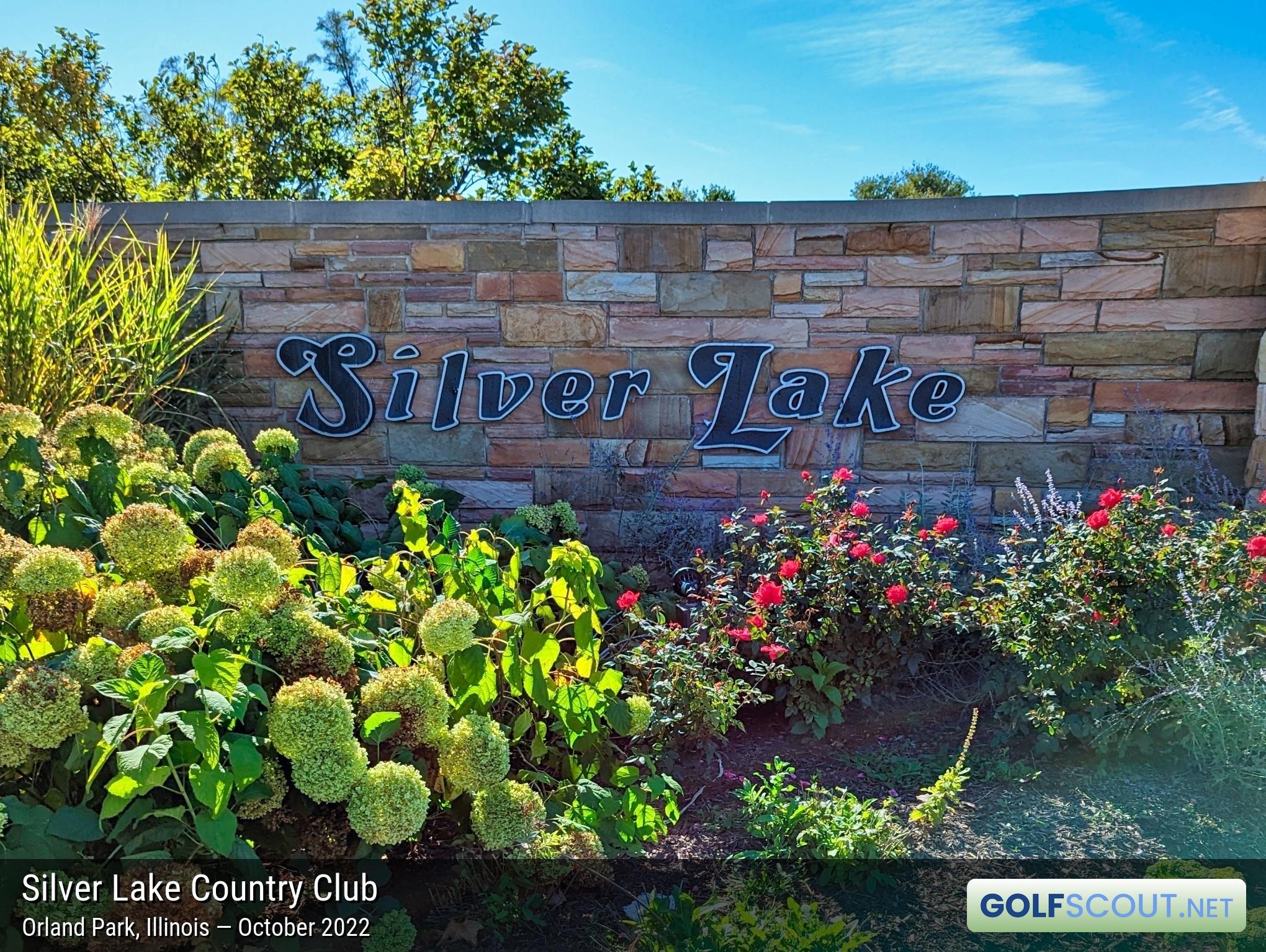 Sign at the entrance to Silver Lake North Course