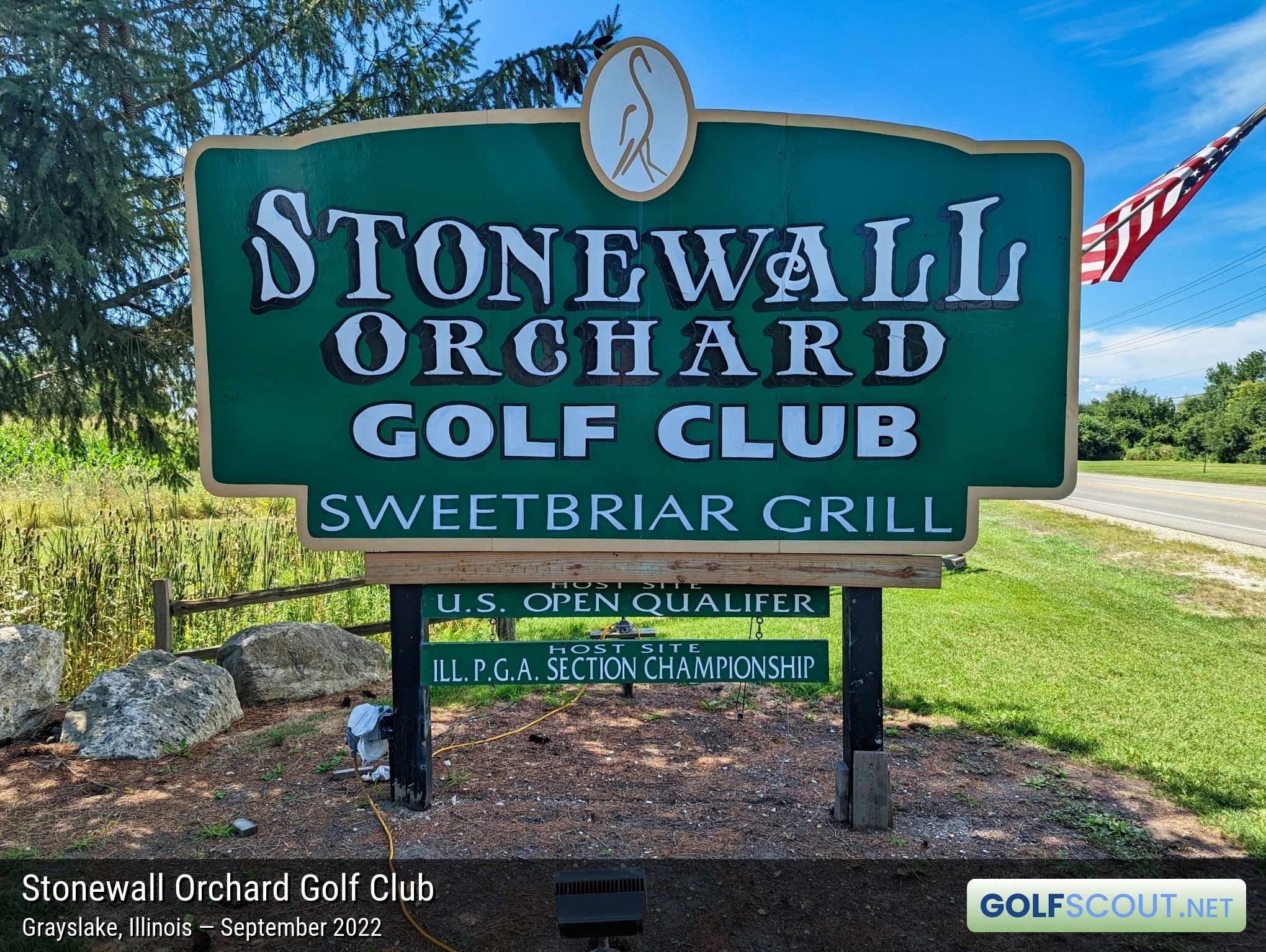 Sign at the entrance to Stonewall Orchard Golf Club