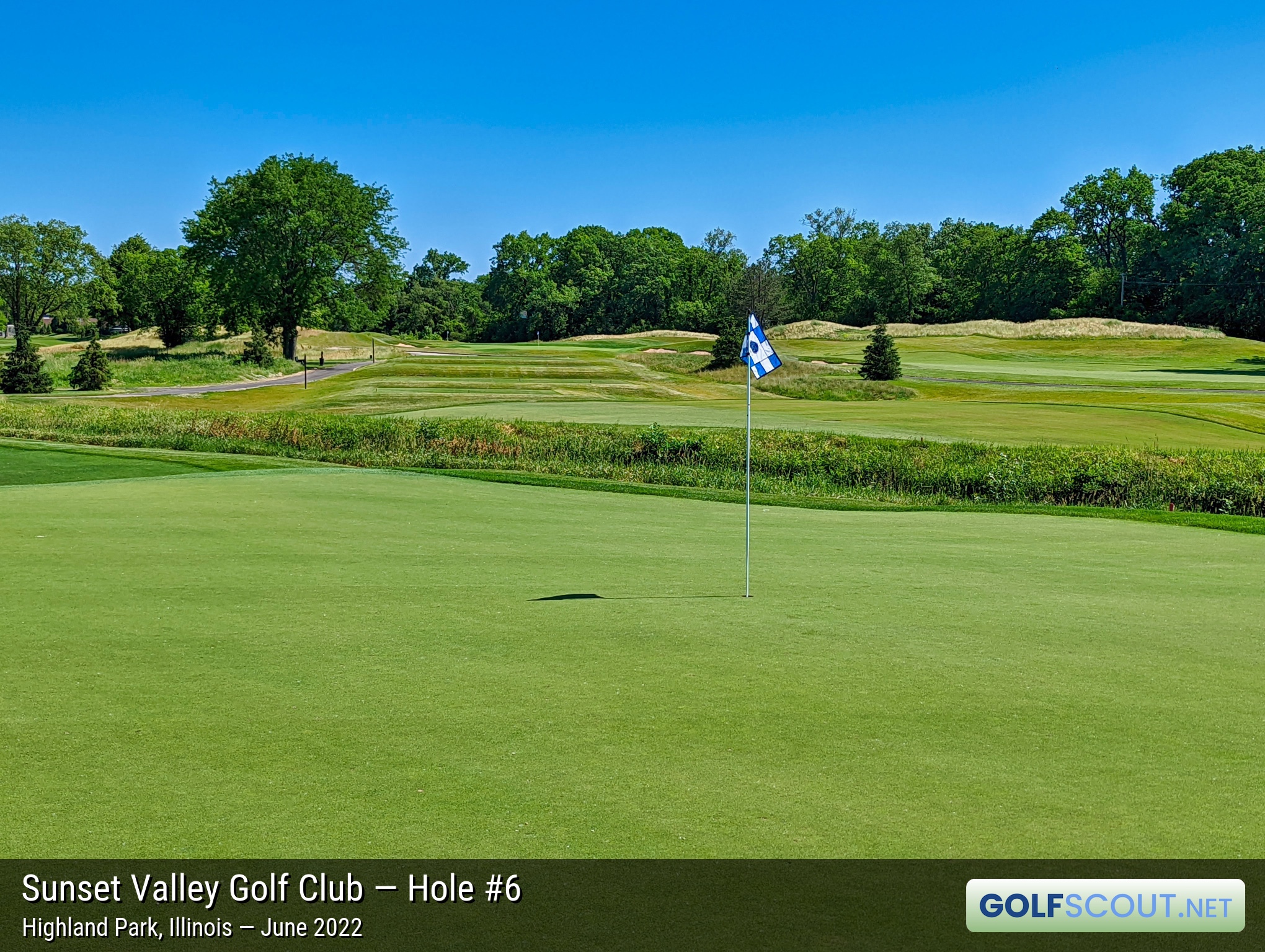 Photo of hole #6 at Sunset Valley Golf Club in Highland Park, Illinois. 