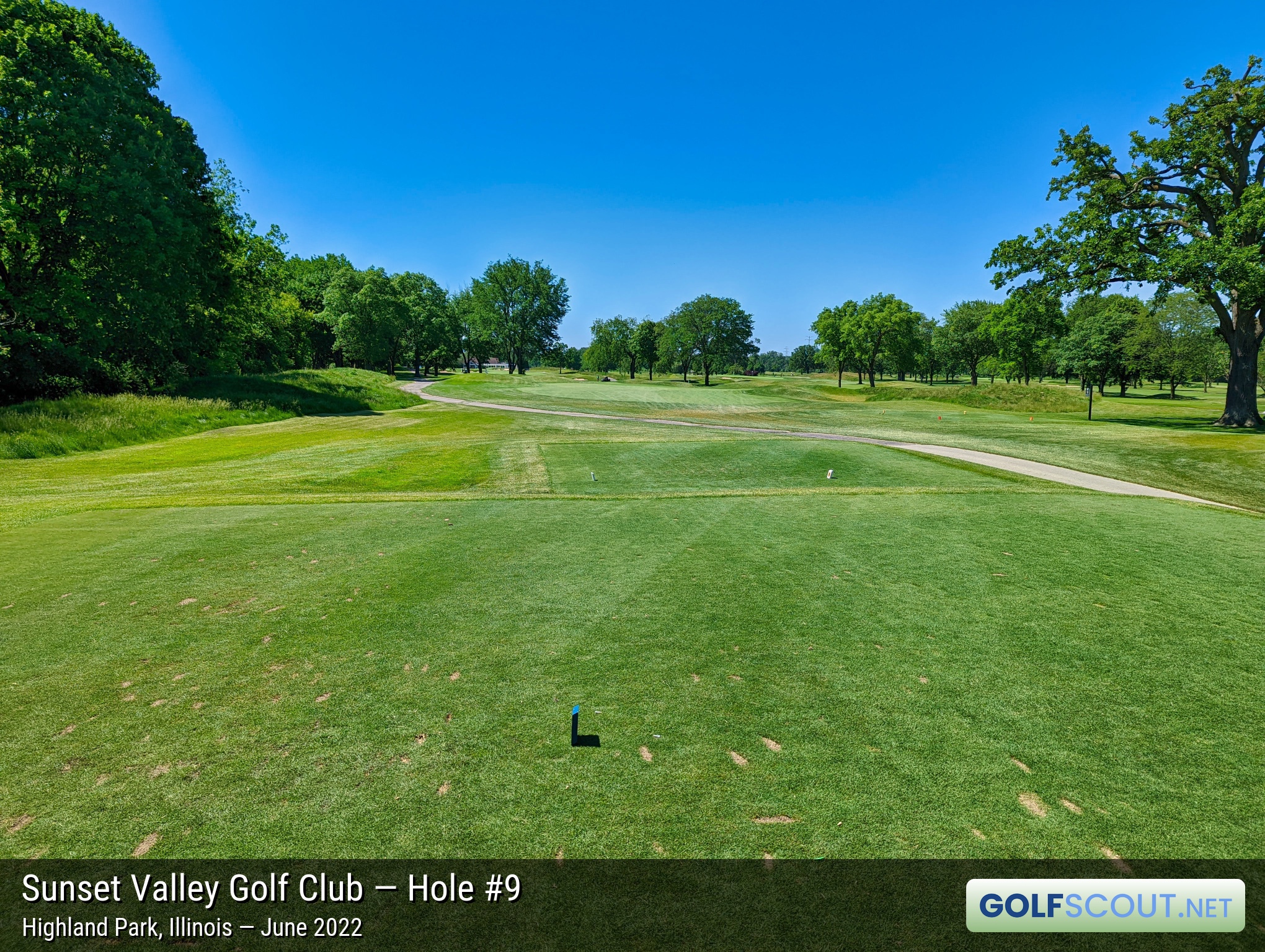 Photo of hole #9 at Sunset Valley Golf Club in Highland Park, Illinois. 