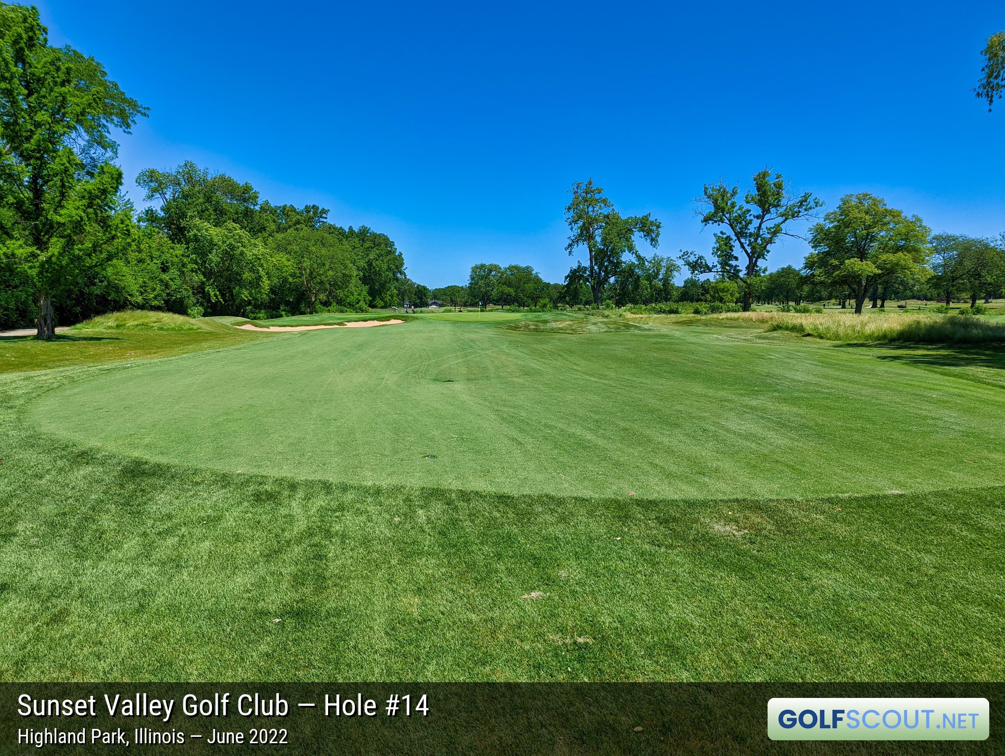 Photo of hole #14 at Sunset Valley Golf Club in Highland Park, Illinois. 
