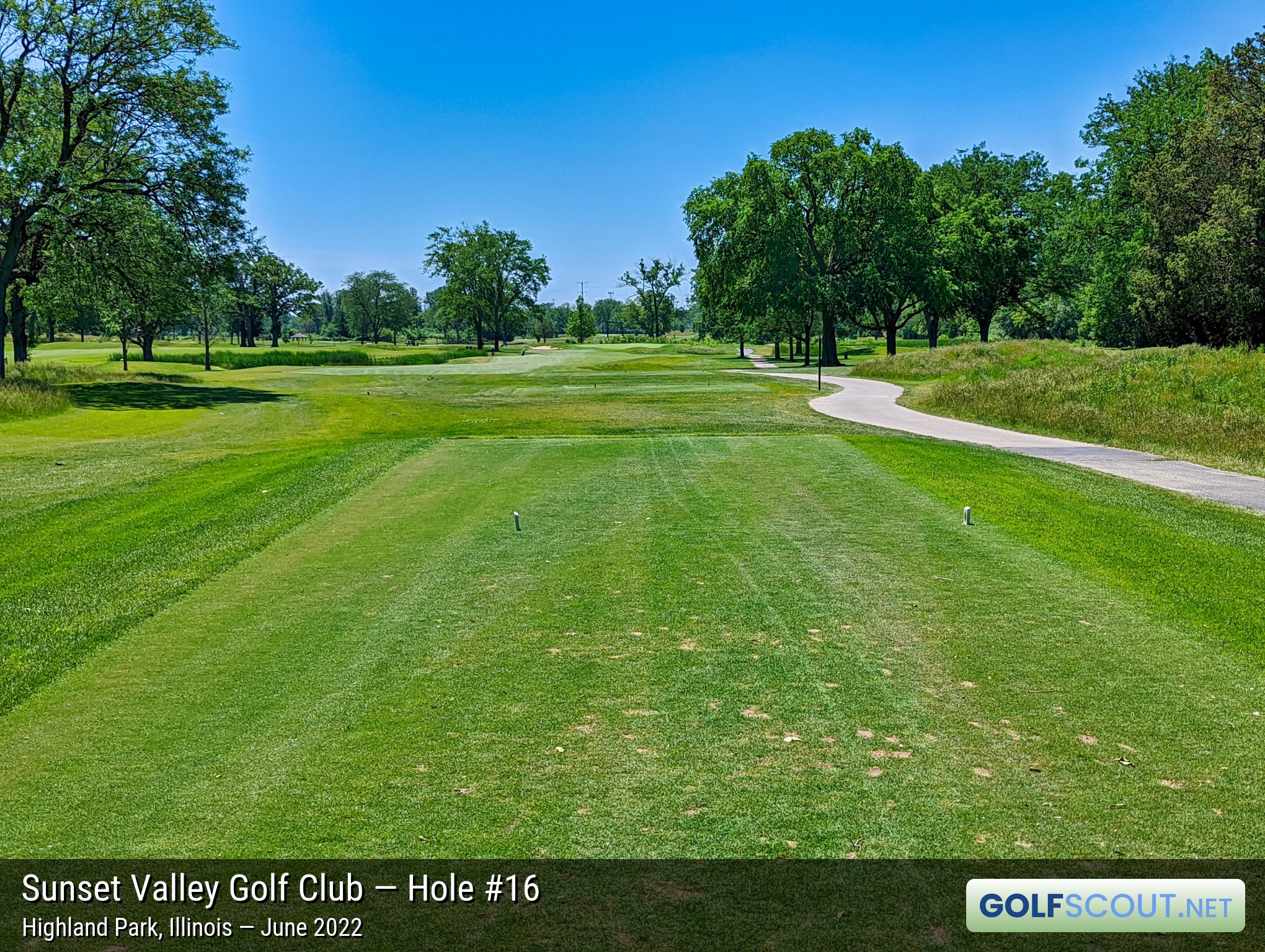 Photo of hole #16 at Sunset Valley Golf Club in Highland Park, Illinois. 