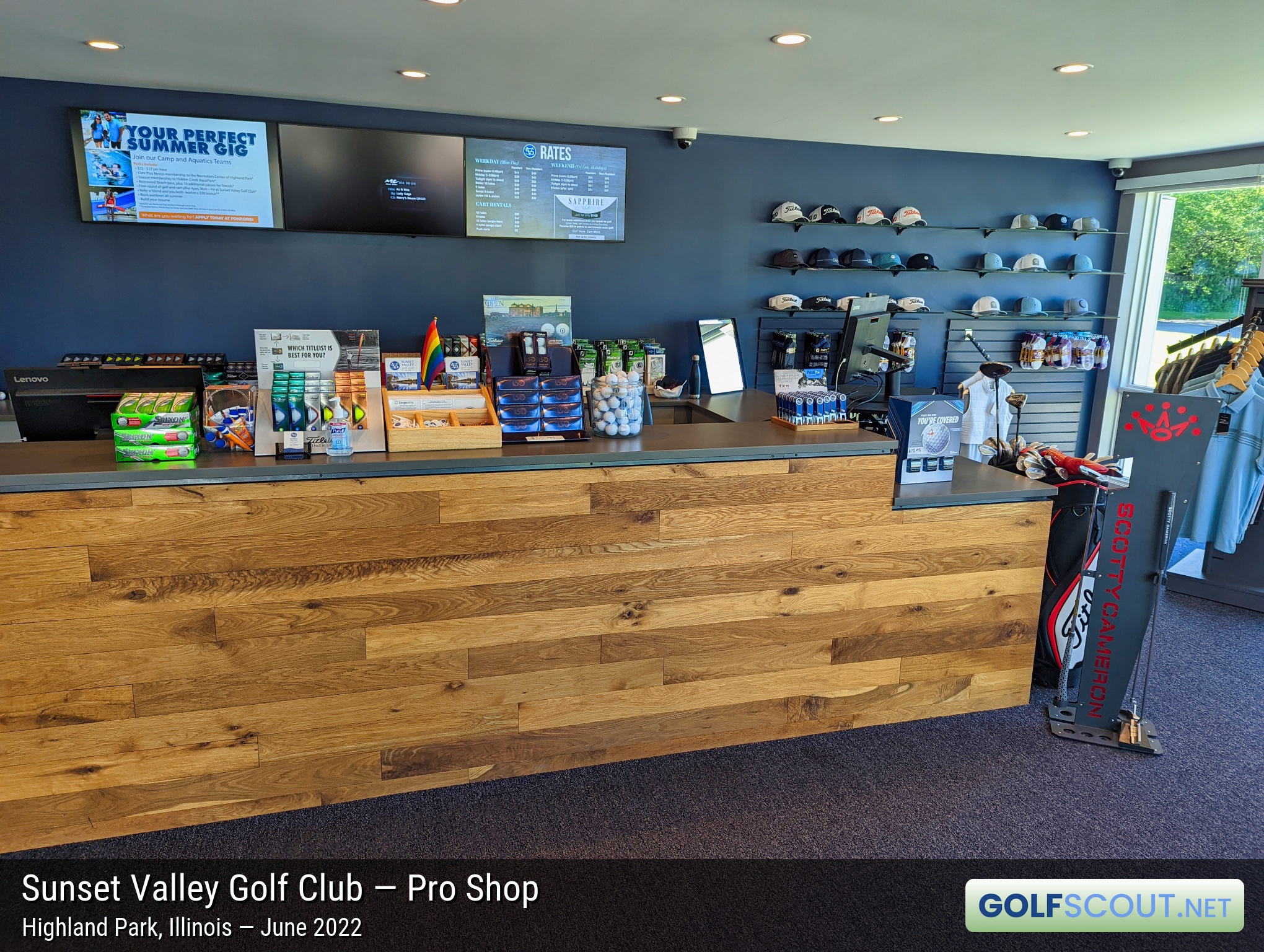 Photo of the pro shop at Sunset Valley Golf Club in Highland Park, Illinois. 