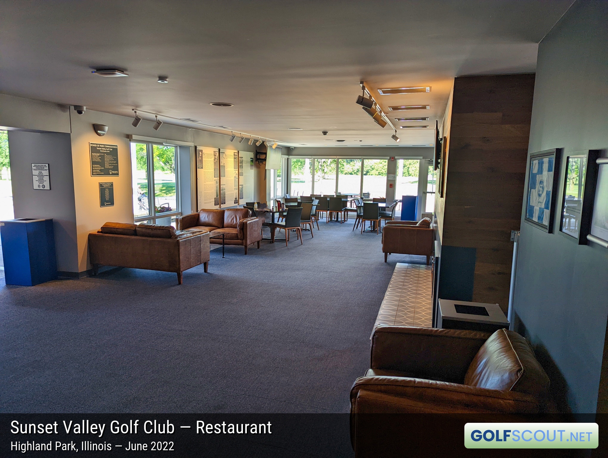 Photo of the restaurant at Sunset Valley Golf Club in Highland Park, Illinois. 