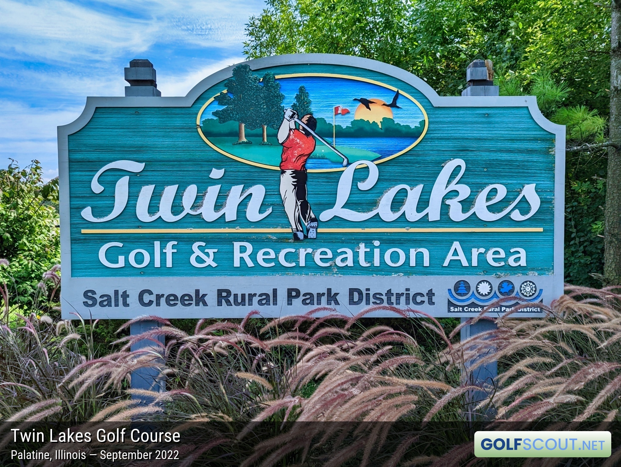 Sign at the entrance to Twin Lakes Golf Course