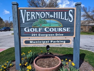 Vernon Hills Golf Course Entrance Sign