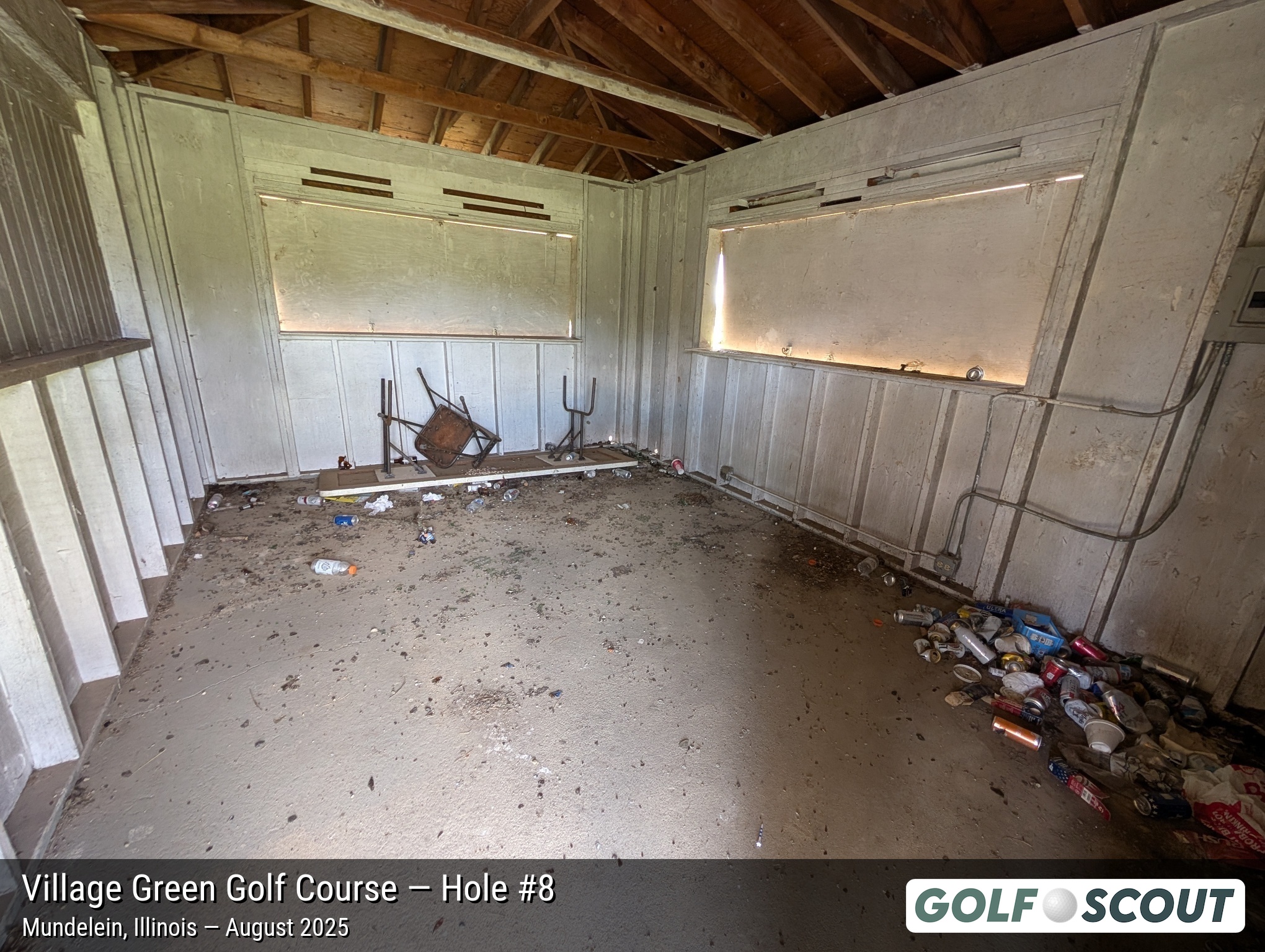 Hole 8 at Village Green Golf Course (Closed)