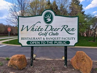 White Deer Run Golf Club Entrance Sign