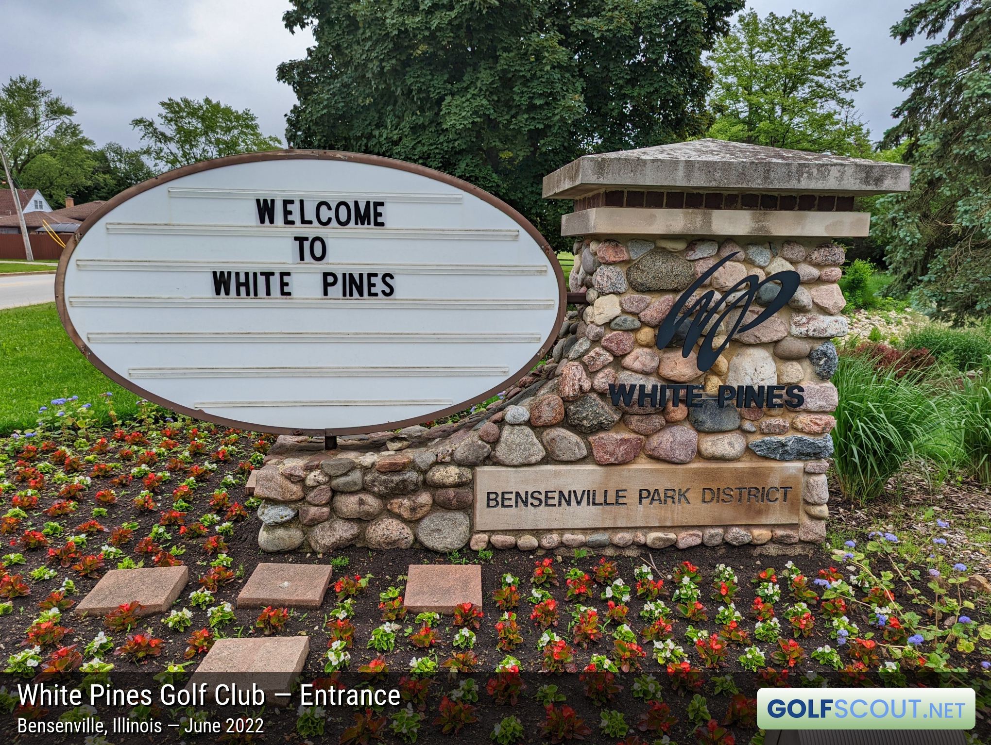Sign at the entrance to White Pines East Course