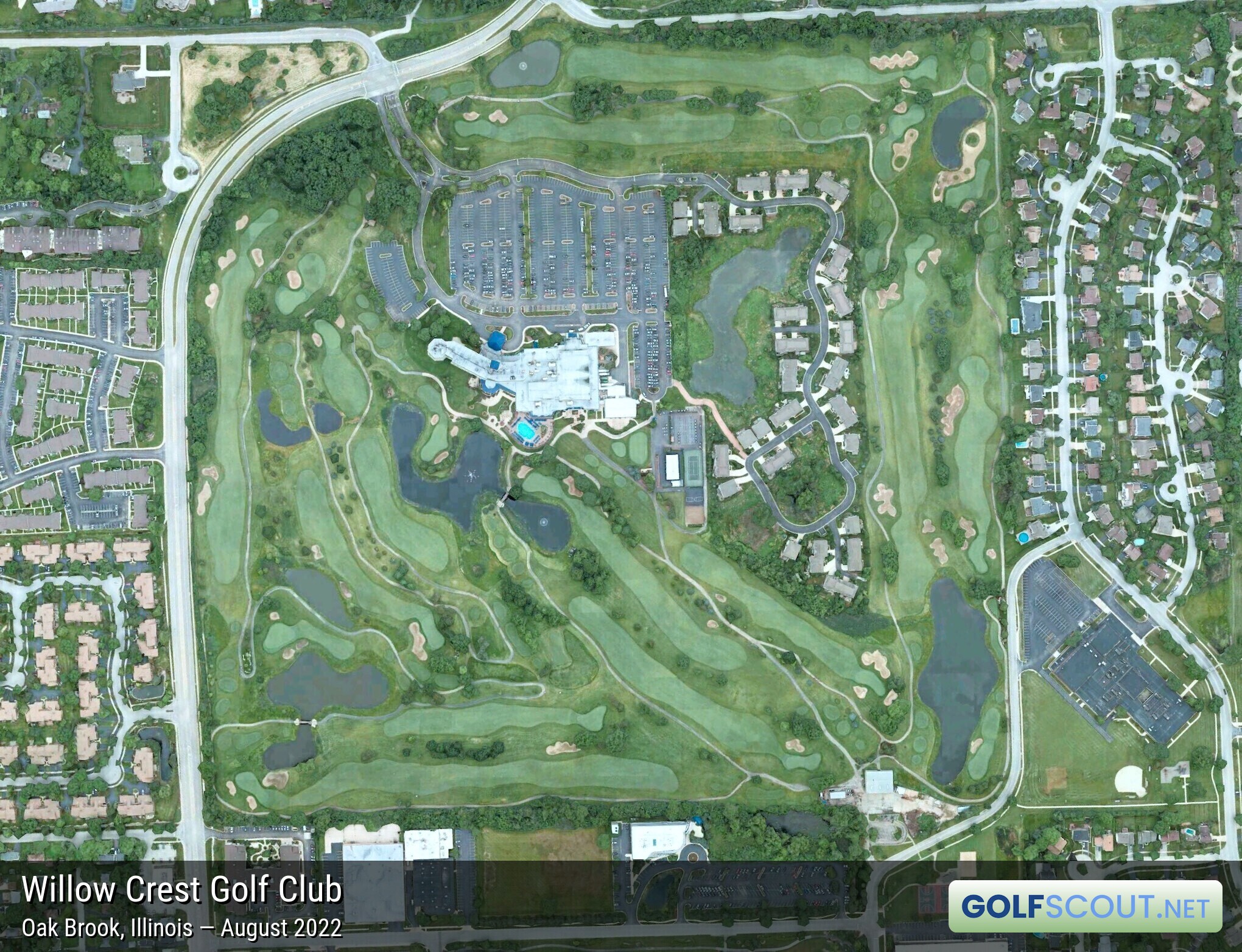 Aerial satellite imagery of Willow Crest Golf Club in Oak Brook, Illinois. 