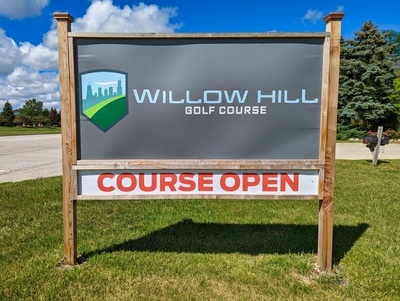 Willow Hill Golf Course Entrance Sign
