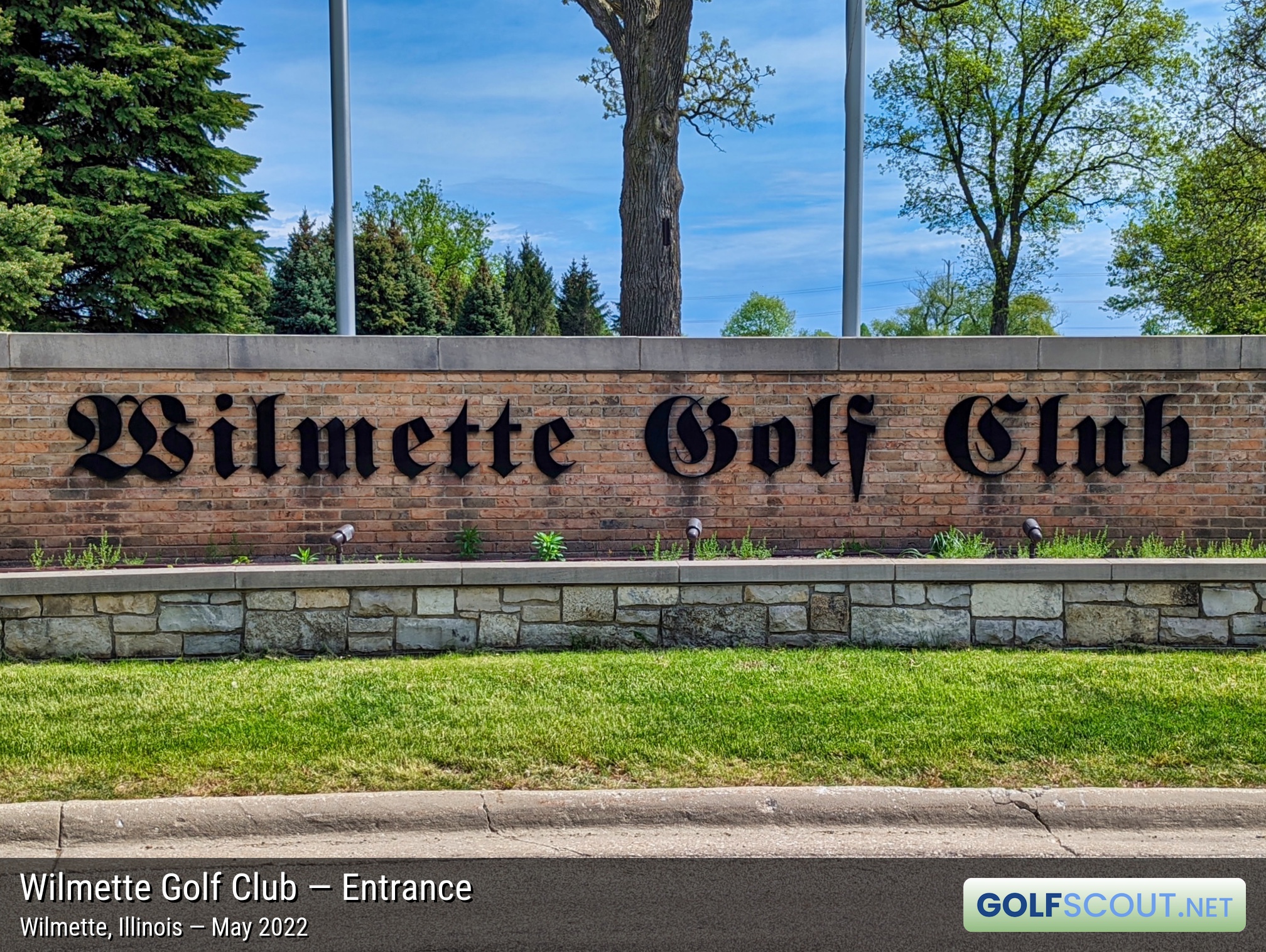 Sign at the entrance to Wilmette Golf Club