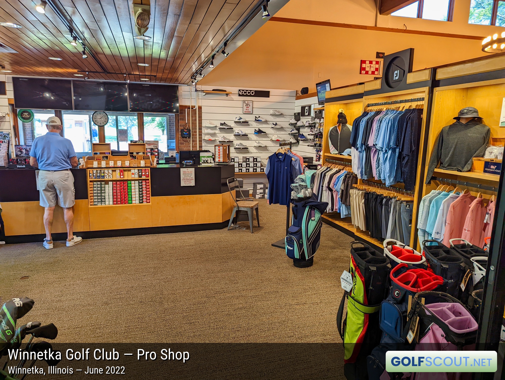 Photo of the pro shop at Winnetka Golf Club in Winnetka, Illinois. 